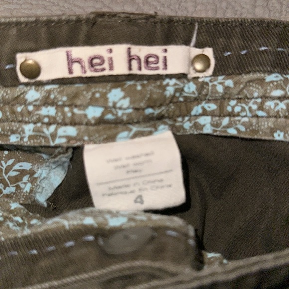 Hei Hei Anthropologie size 4 pants - Picture 3 of 5